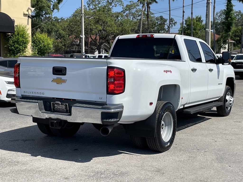 2018 Chevrolet Silverado 3500 W/T photo