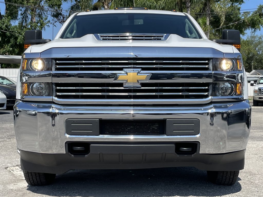 2018 Chevrolet Silverado 3500 W/T photo