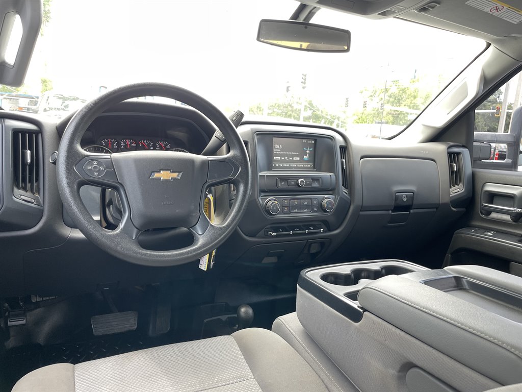 2018 Chevrolet Silverado 3500 W/T photo