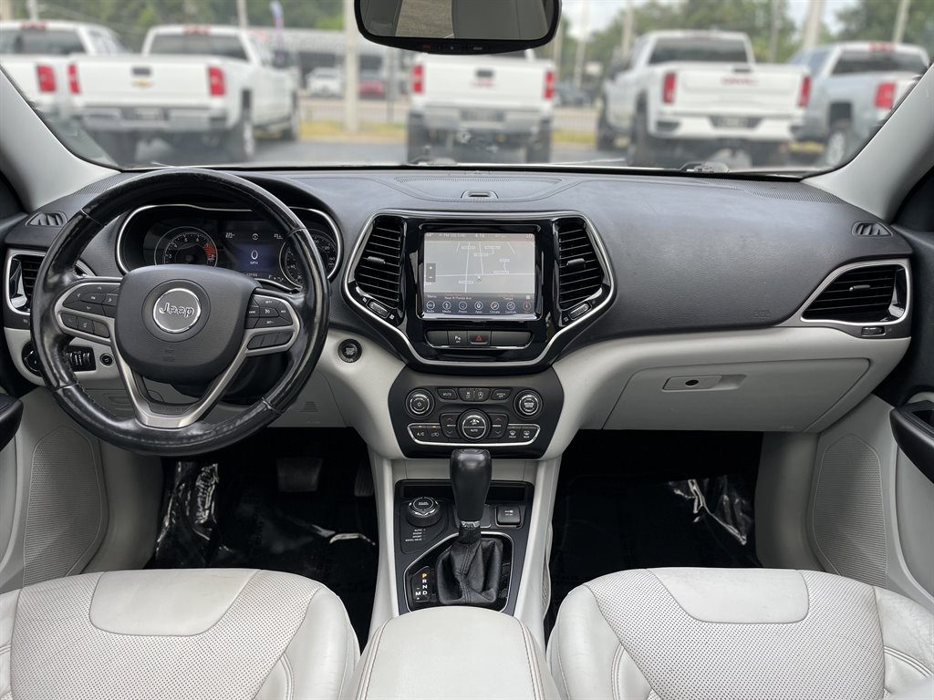 2019 Jeep Cherokee - $10,999