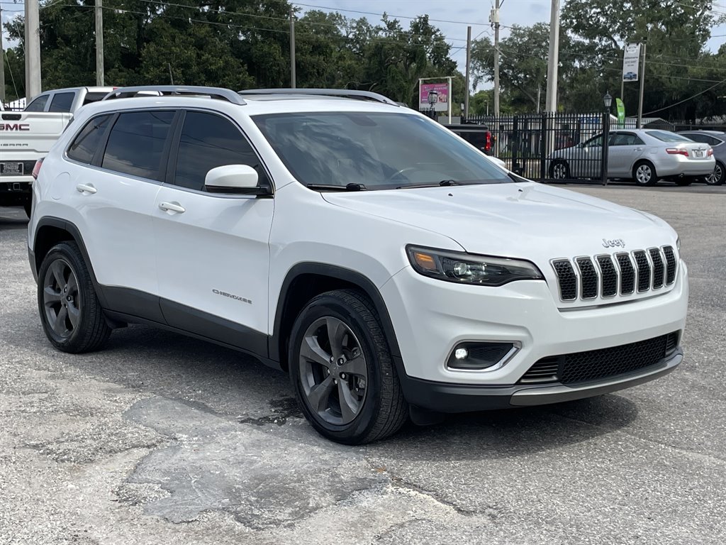 2019 Jeep Cherokee - $10,999