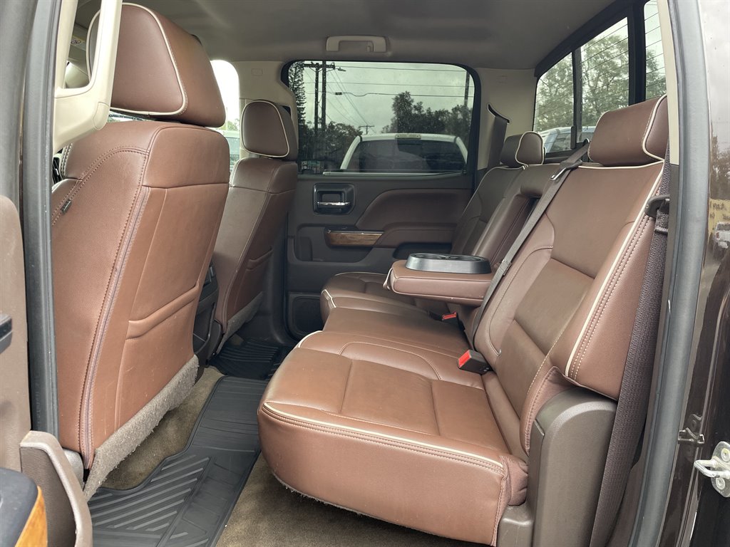 2018 Chevrolet Silverado 3500 High Country photo