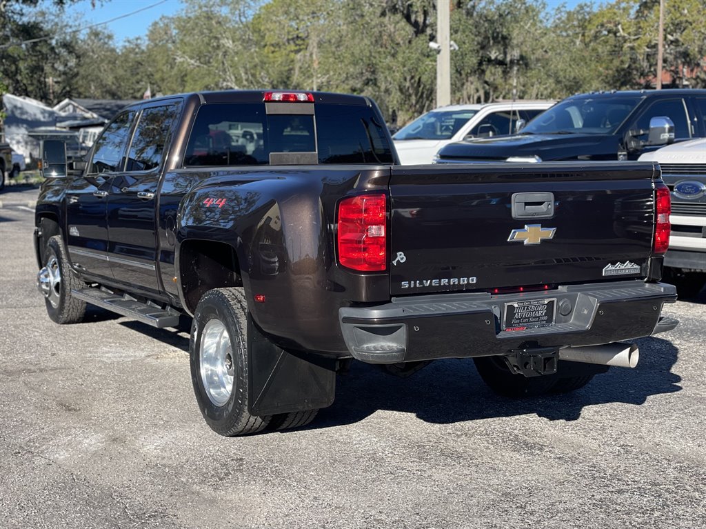2018 Chevrolet Silverado 3500 High Country photo