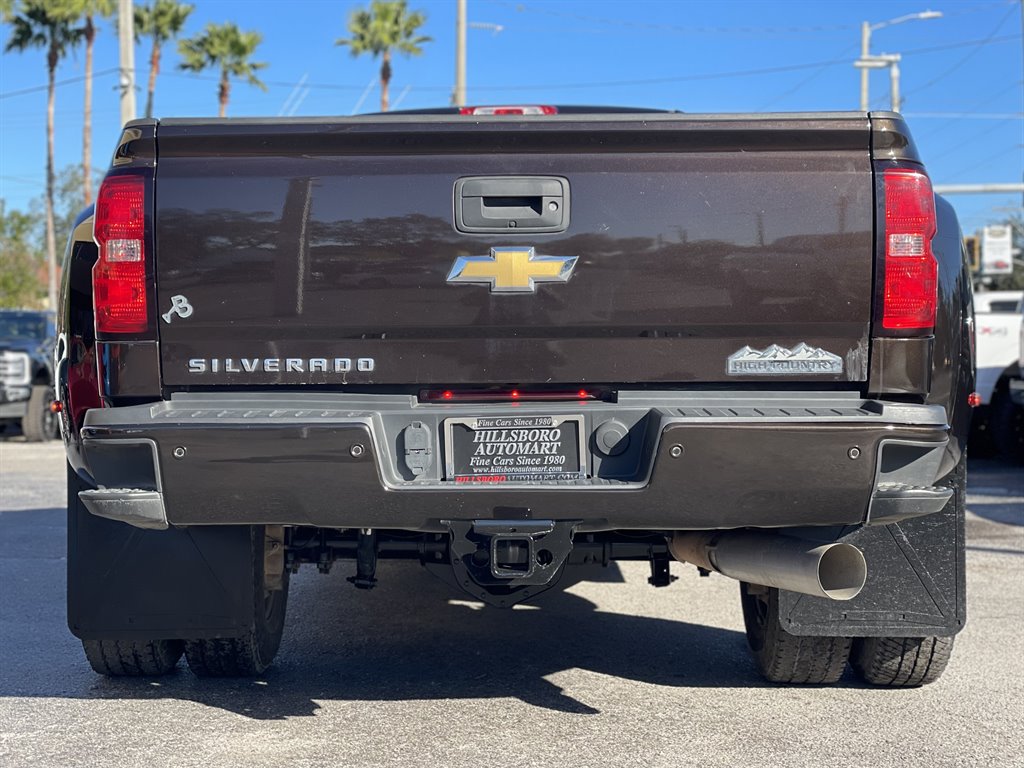 2018 Chevrolet Silverado 3500 High Country photo