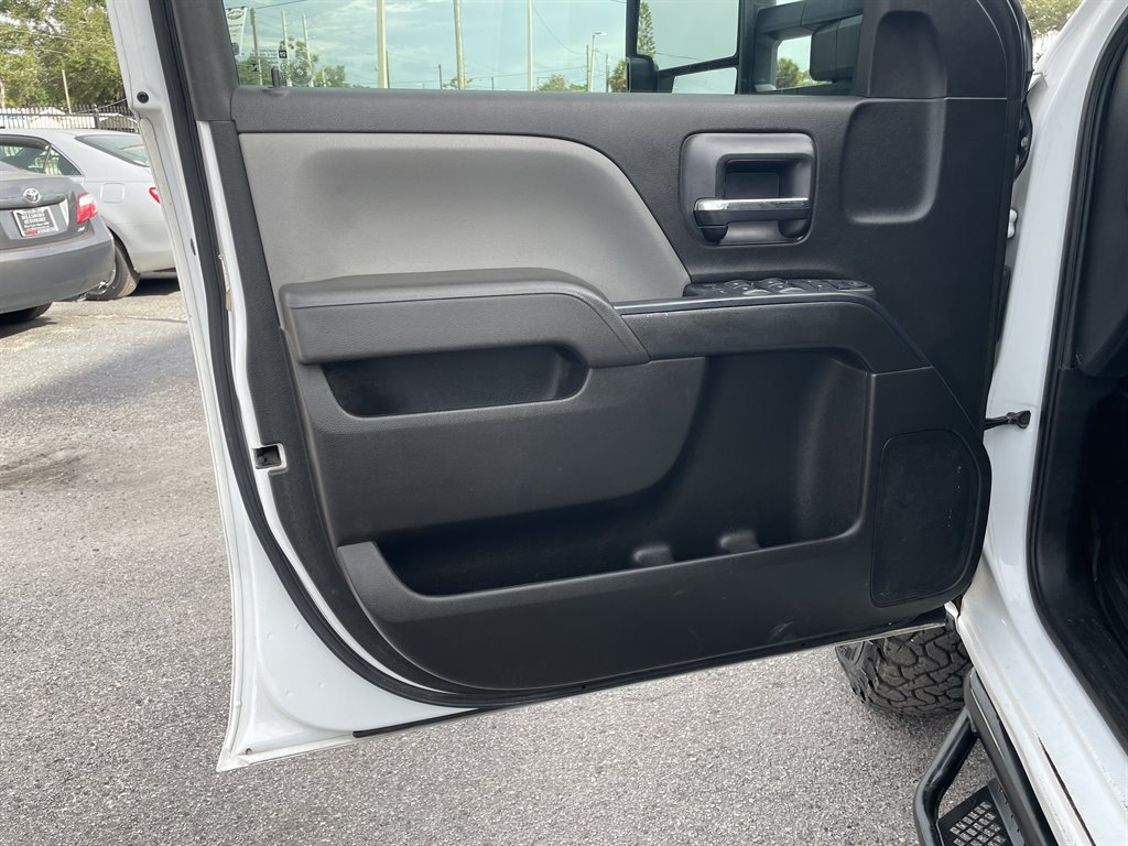 2017 Chevrolet Silverado - $29,999