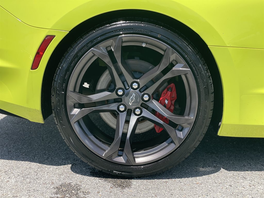 2020 Chevrolet Camaro - $46,999