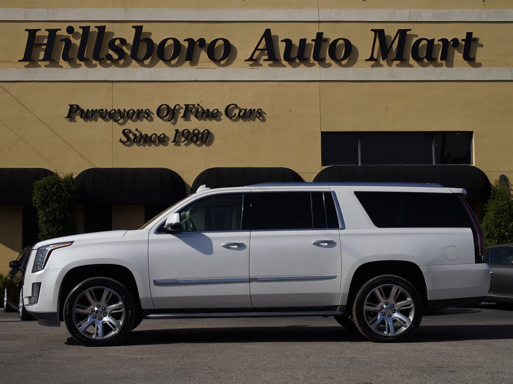 2016 Cadillac Escalade - $17,999