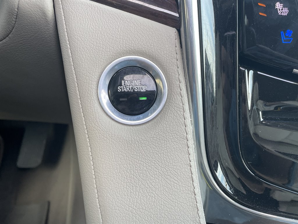 2016 Cadillac Escalade - $17,999