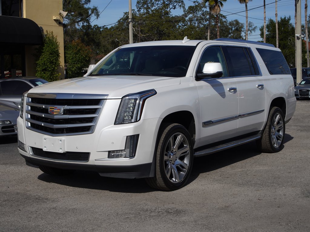 2016 Cadillac Escalade - $17,999