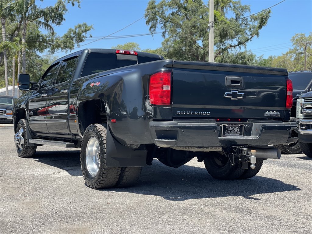 2017 Chevrolet Silverado 3500 High Country photo