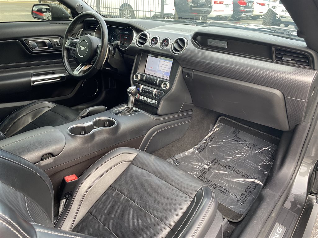 2019 FORD Mustang Coupe - $39,999
