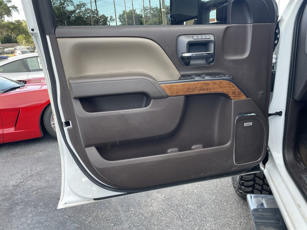 2017 Chevrolet Silverado - $29,999