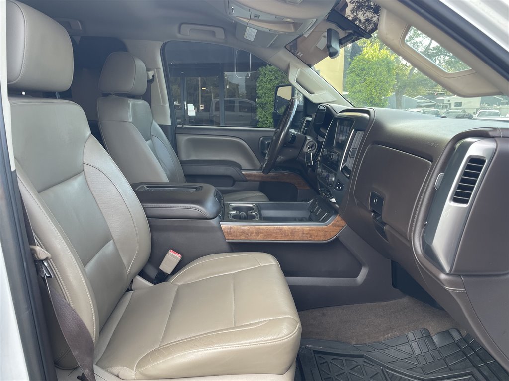 2017 Chevrolet Silverado - $29,999
