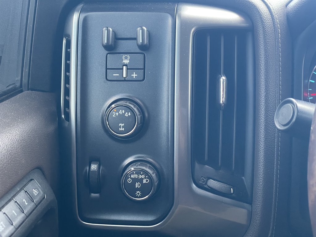 2017 Chevrolet Silverado - $29,999