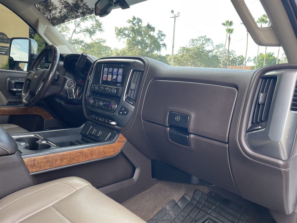 2017 Chevrolet Silverado - $29,999