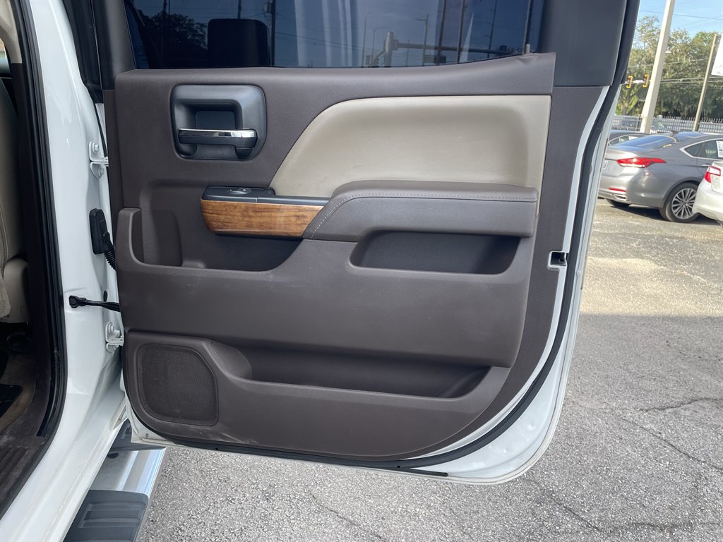 2017 Chevrolet Silverado - $29,999