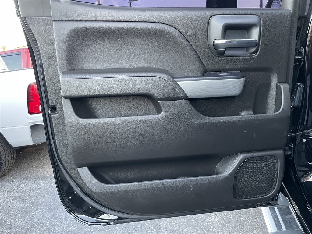 2018 Chevrolet Silverado 2500 LTZ photo