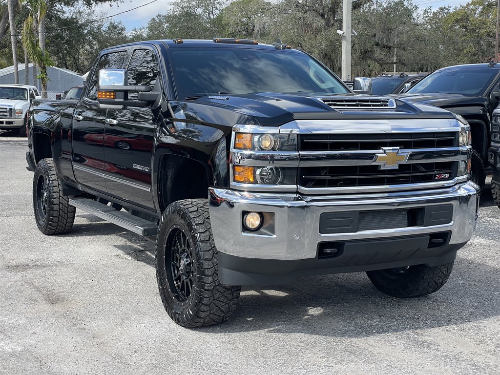 2018 Chevrolet Silverado 2500 LTZ photo