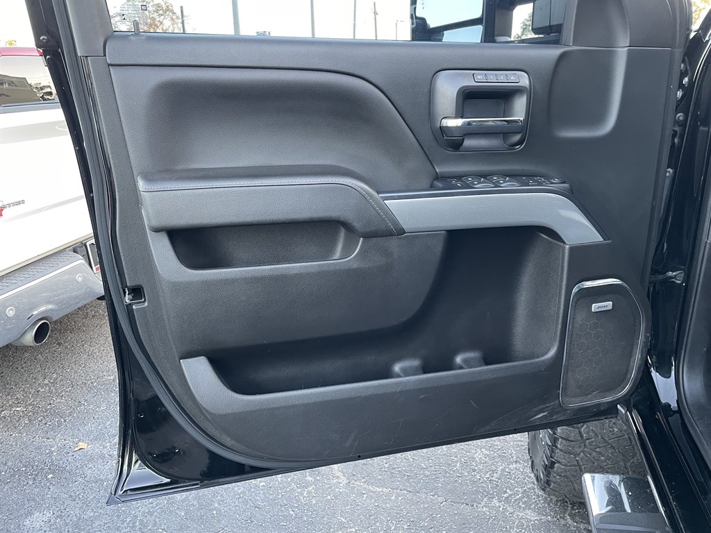2018 Chevrolet Silverado 2500 LTZ photo