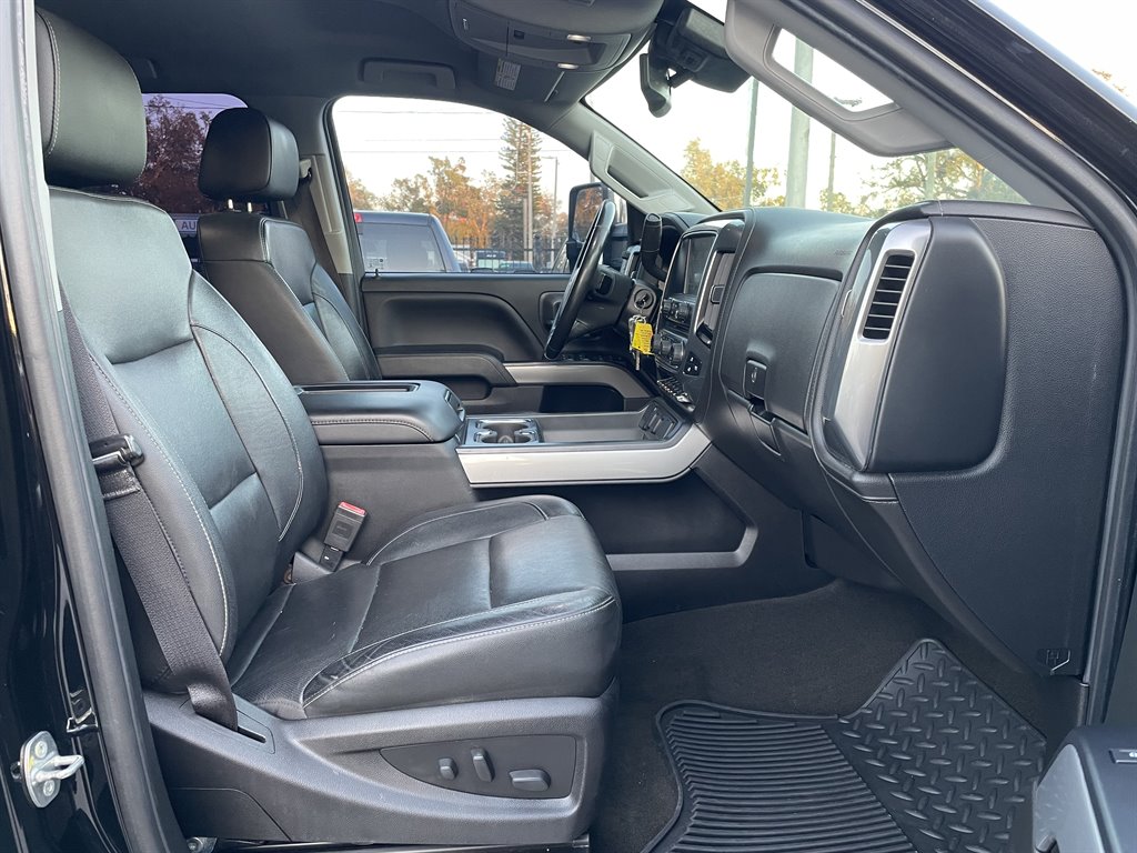 2018 Chevrolet Silverado 2500 LTZ photo