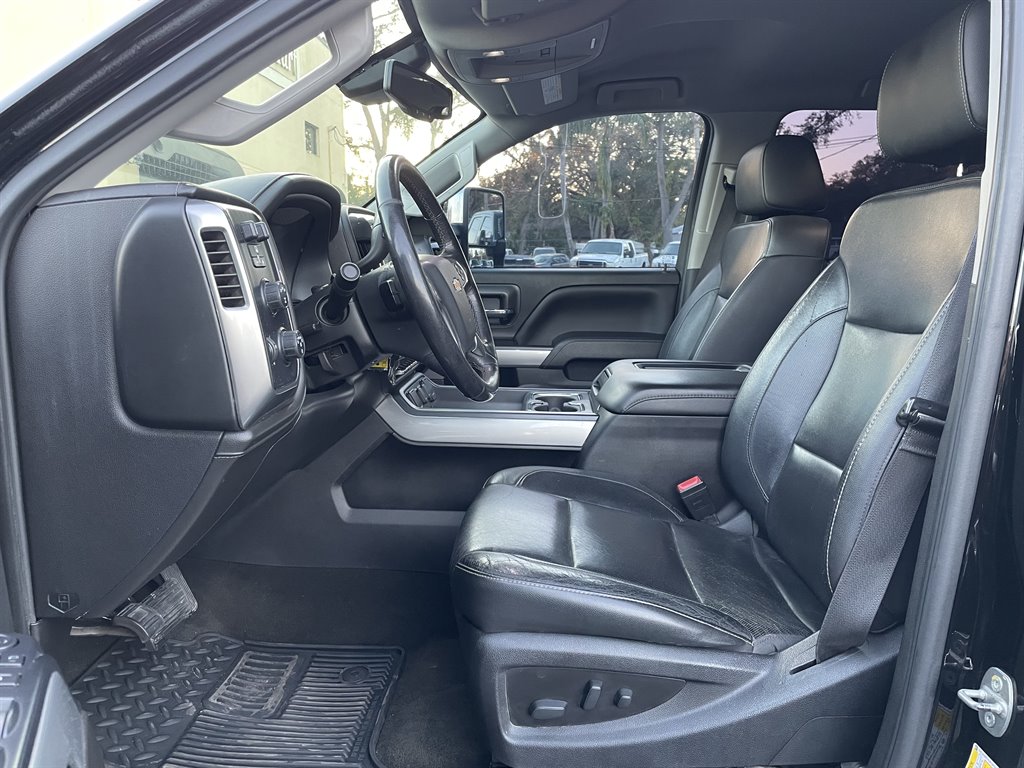 2018 Chevrolet Silverado 2500 LTZ photo
