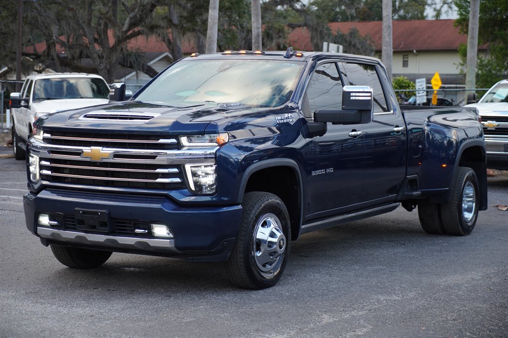 2021 Chevrolet Silverado - $59,999