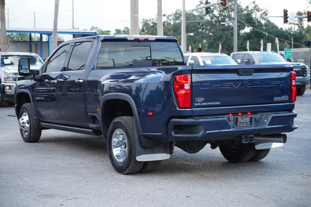 2021 Chevrolet Silverado - $59,999
