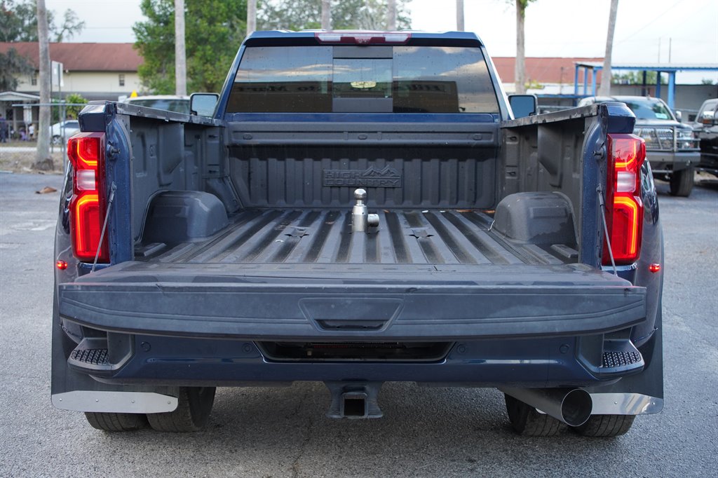 2021 Chevrolet Silverado - $59,999