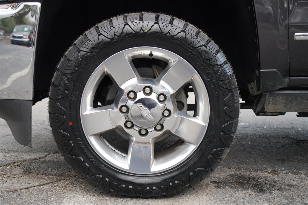 2016 Chevrolet Silverado - $39,999