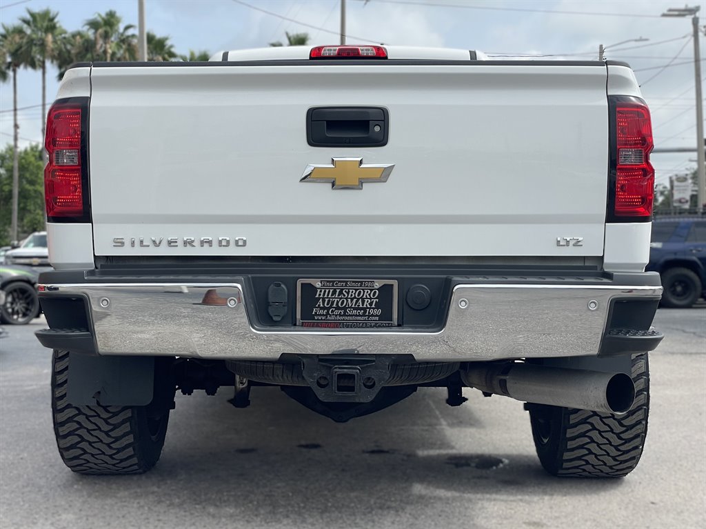 2015 Chevrolet Silverado - $45,999