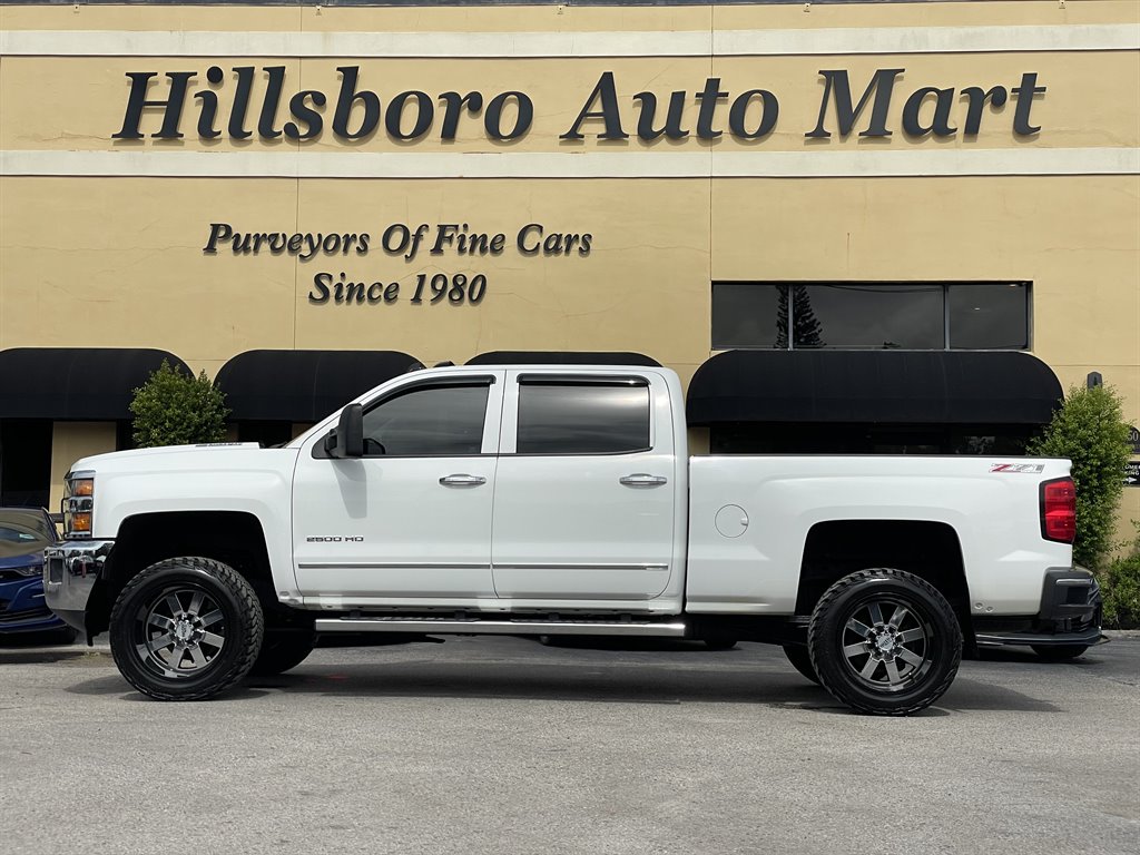 2015 Chevrolet Silverado - $45,999
