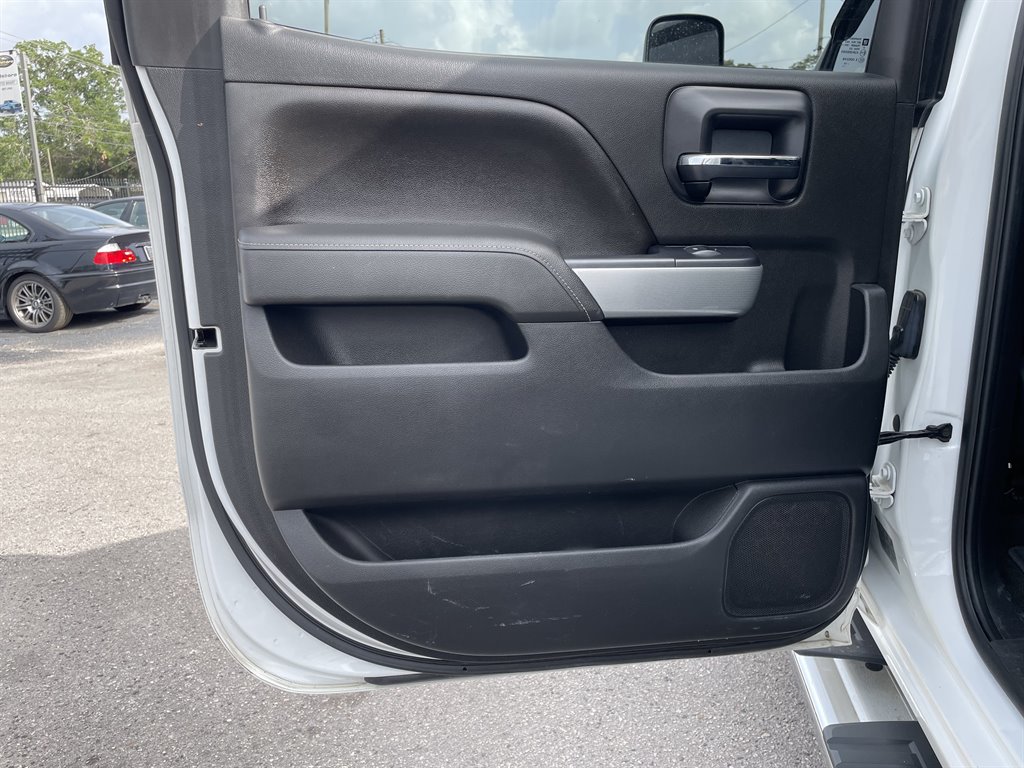 2015 Chevrolet Silverado - $45,999