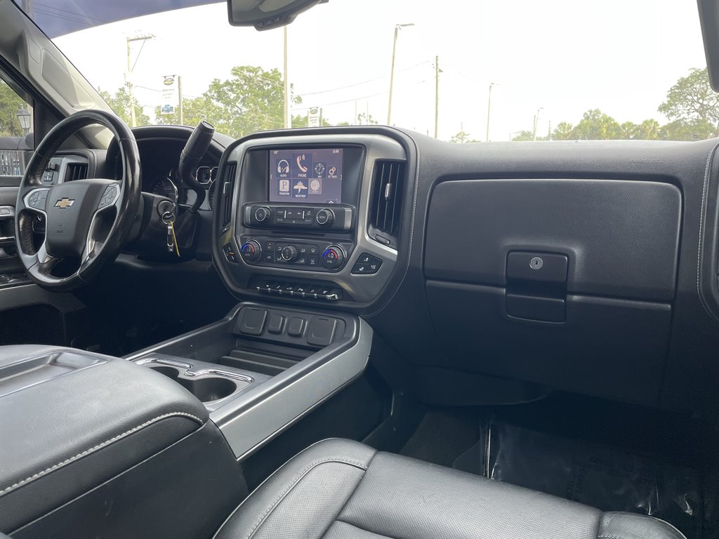 2015 Chevrolet Silverado - $45,999