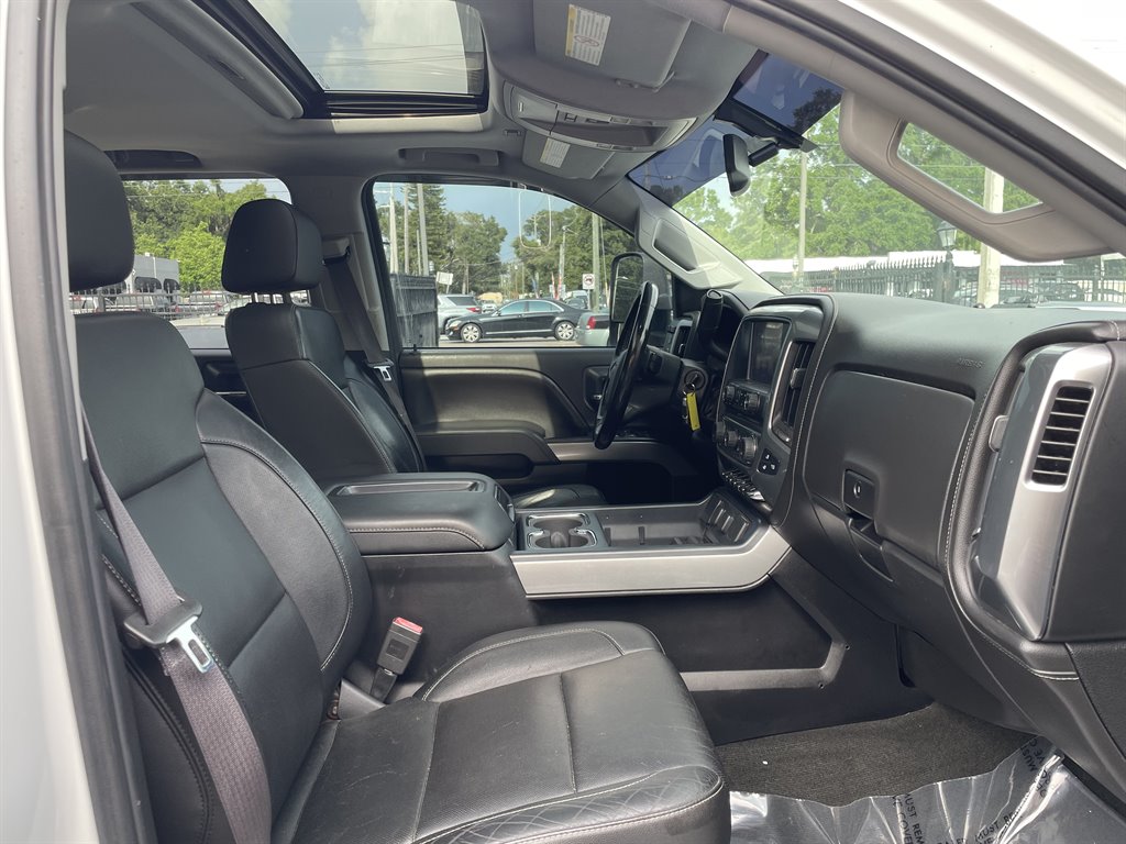 2015 Chevrolet Silverado - $45,999