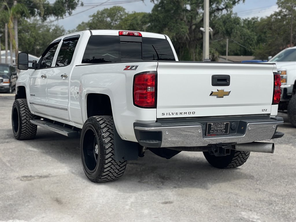 2015 Chevrolet Silverado - $45,999
