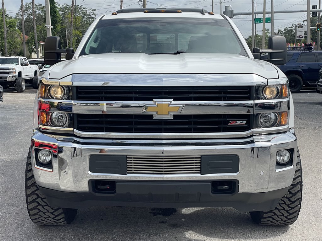 2015 Chevrolet Silverado - $45,999