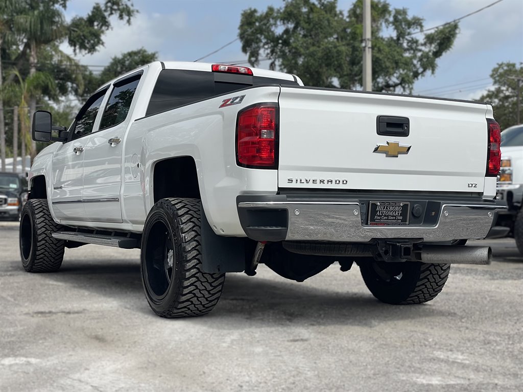 2015 Chevrolet Silverado - $45,999