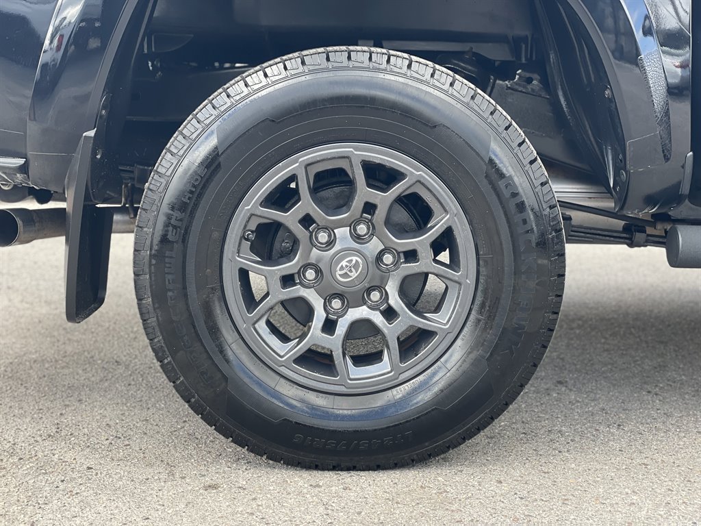 2018 Toyota Tacoma - $21,999