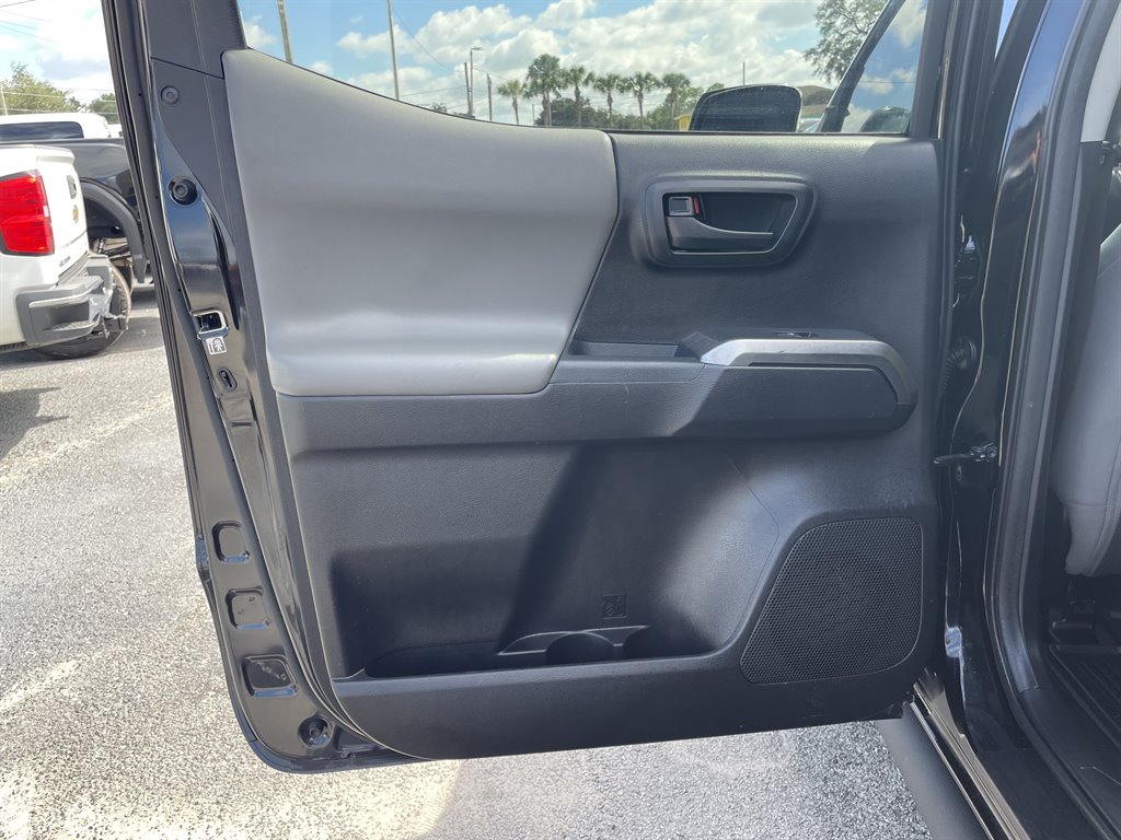 2018 Toyota Tacoma - $21,999