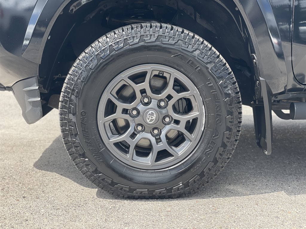 2018 Toyota Tacoma - $21,999
