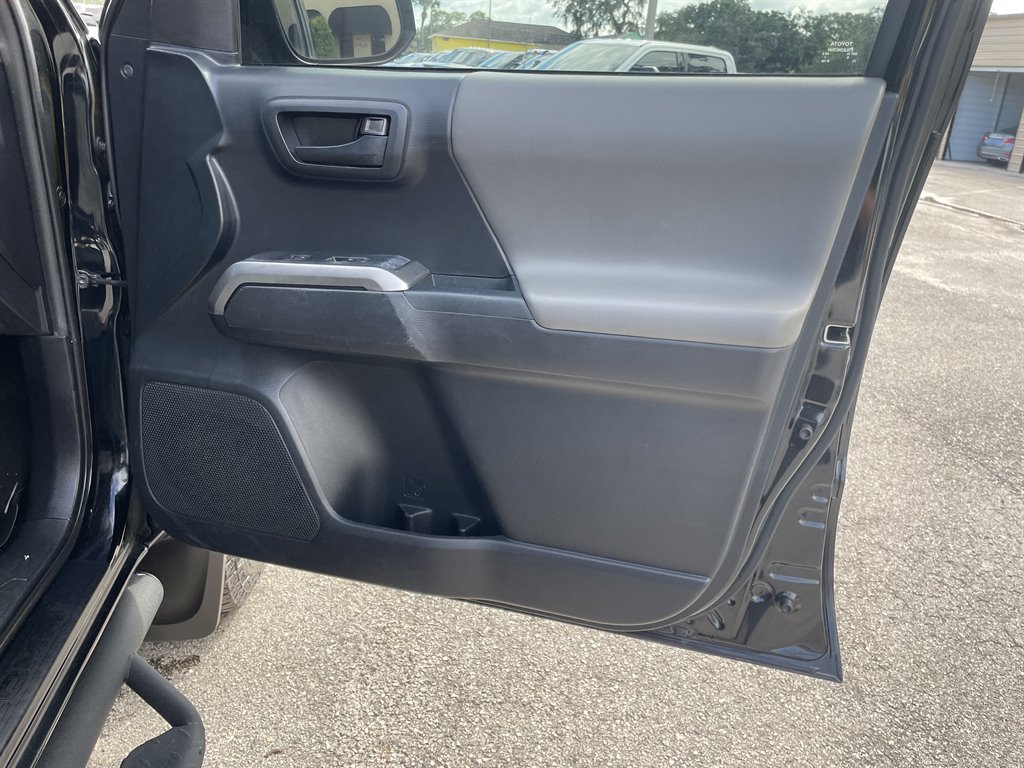 2018 Toyota Tacoma - $21,999