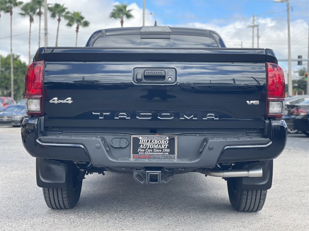 2018 Toyota Tacoma - $21,999
