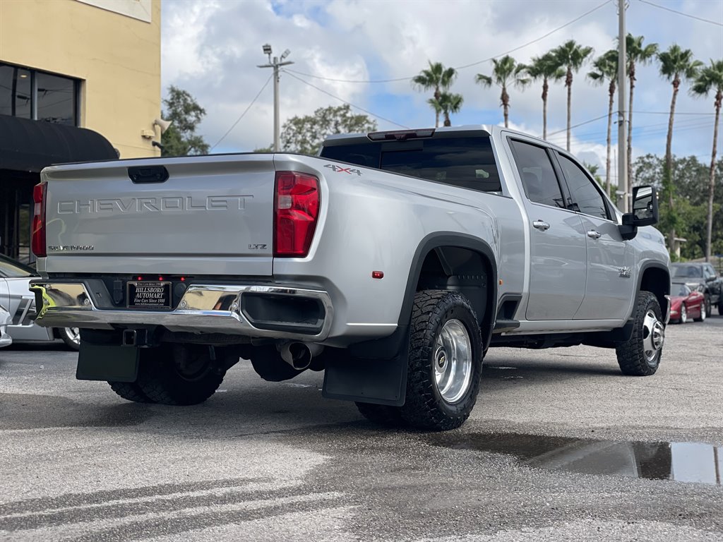 2021 Chevrolet Silverado - $42,999