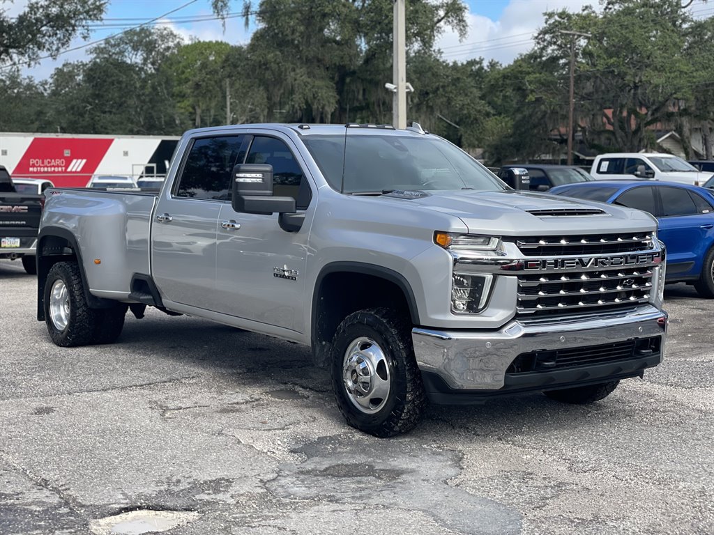 2021 Chevrolet Silverado - $42,999