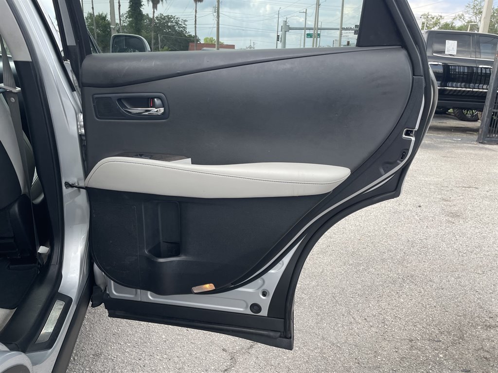2013 Lexus RX - $11,999