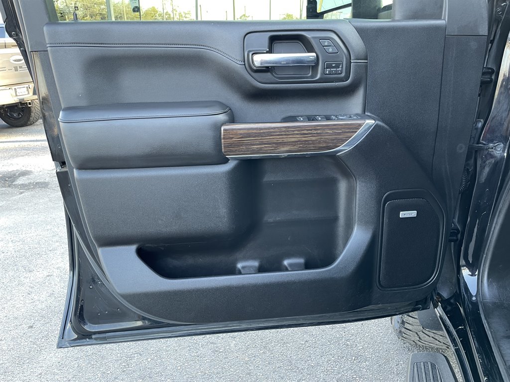 2022 Chevrolet Silverado 2500 High Country photo