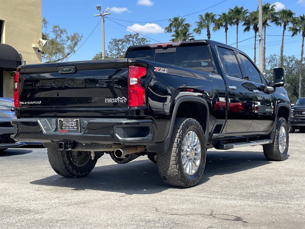 2022 Chevrolet Silverado 2500 High Country photo