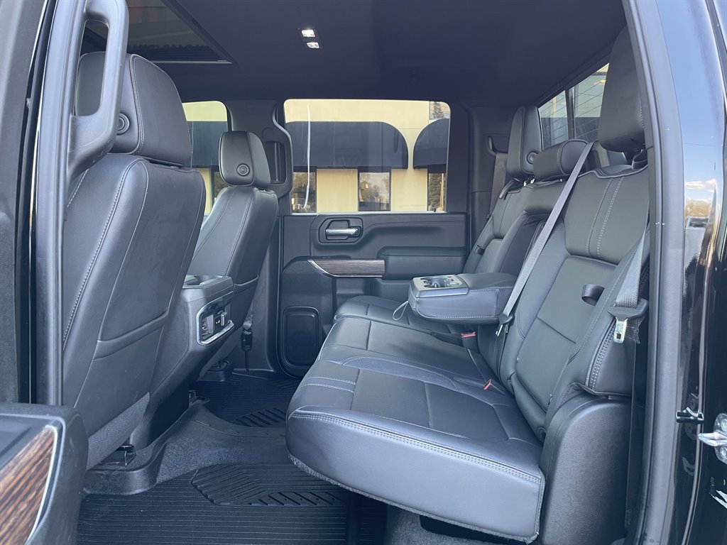 2022 Chevrolet Silverado 2500 High Country photo