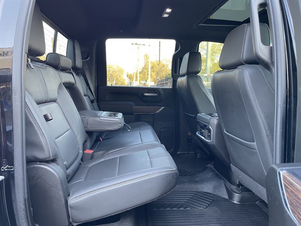 2022 Chevrolet Silverado 2500 High Country photo