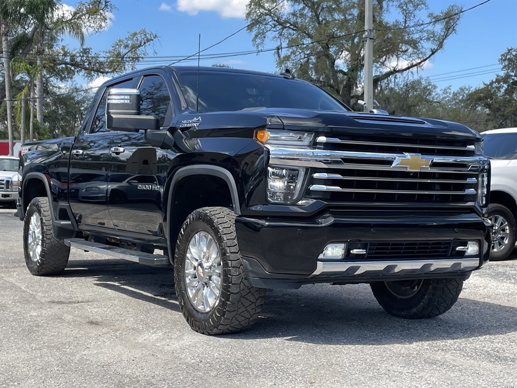 2022 Chevrolet Silverado 2500 High Country photo